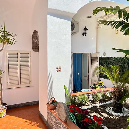 Villino Annamaria Bed & Breakfast *